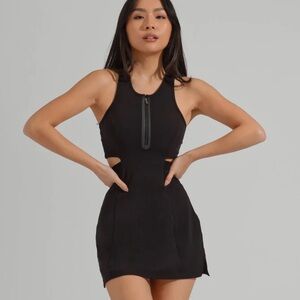 Buff bunny court side zip dress Medium